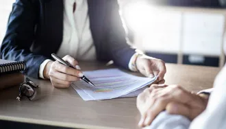 Trách nhiệm nghề nghiệp của Luật sư Việt Nam theo quy định của pháp luật hiện hành